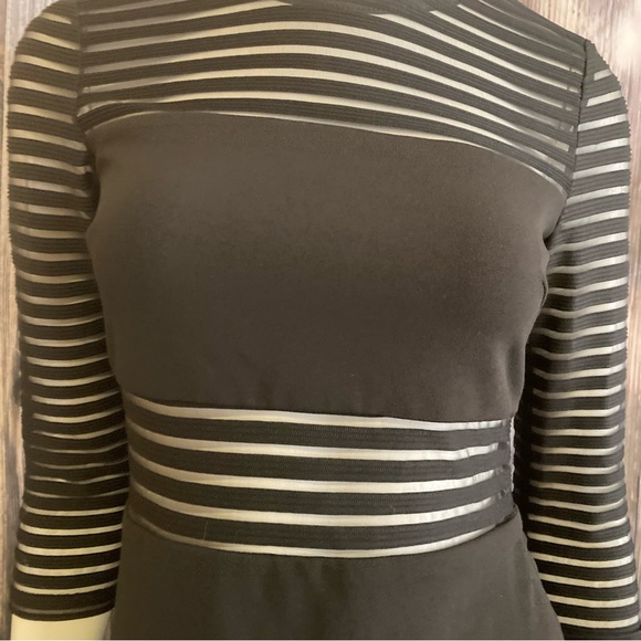 Lulu’s Mini Dress - Picture 4 of 12